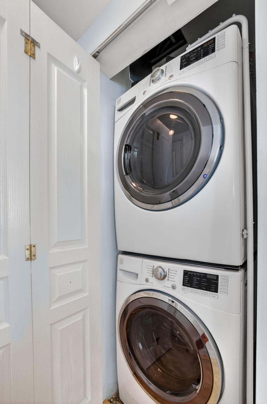 350 LAS OLAS PLACE CONDO - Residential