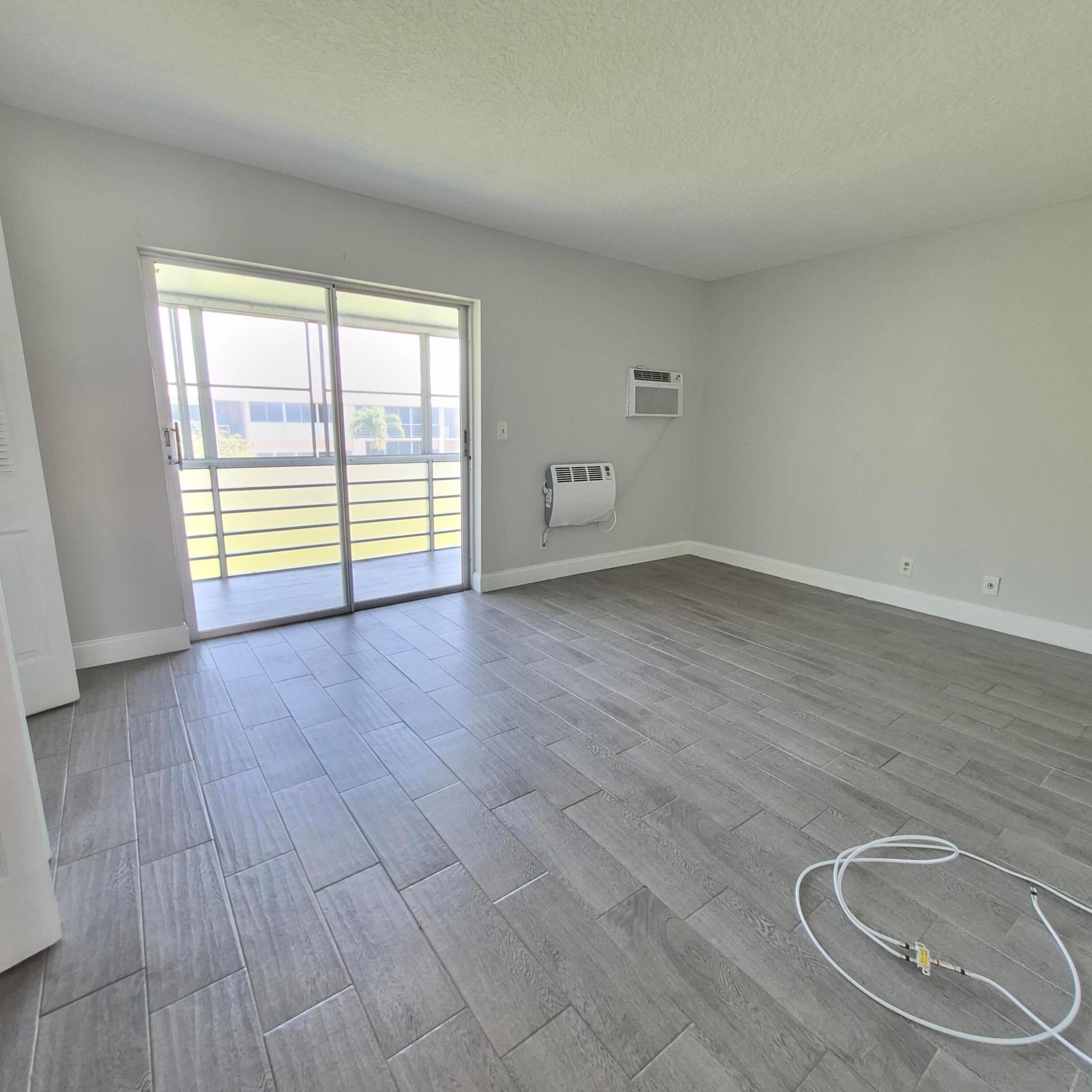 HASTINGS CONDOS - Residential Lease