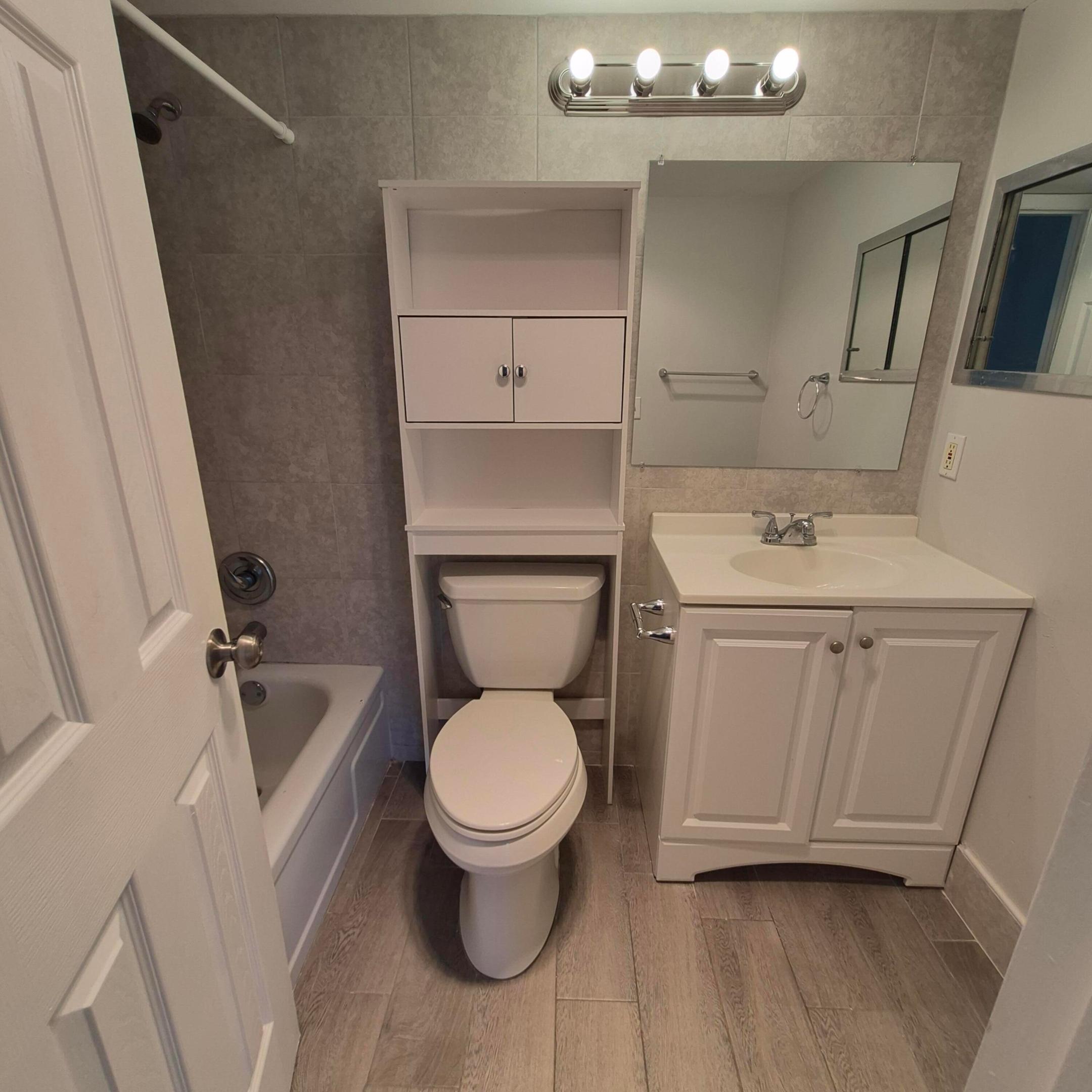 HASTINGS CONDOS - Residential Lease
