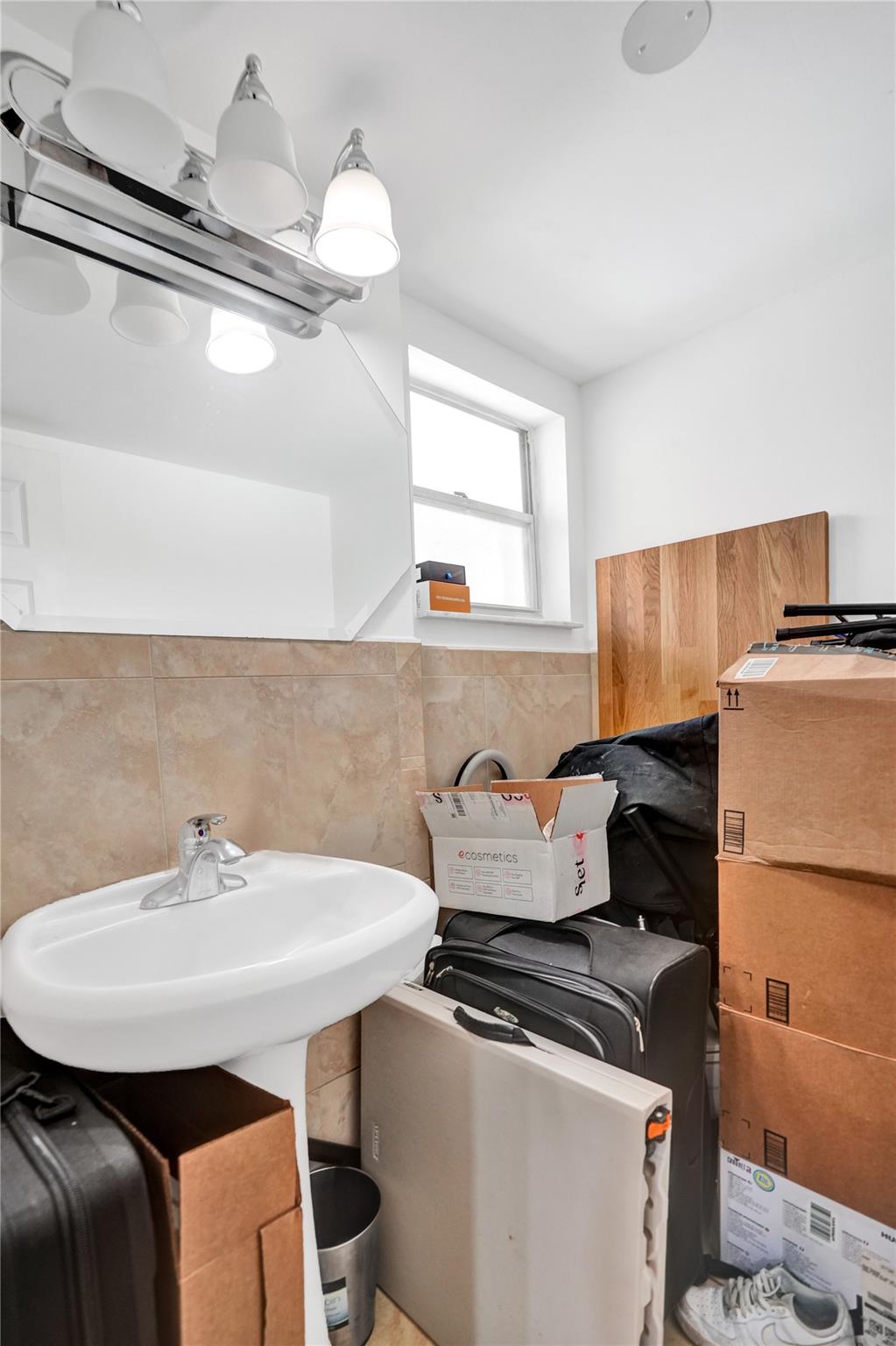 LAGOON PLACE - Residential