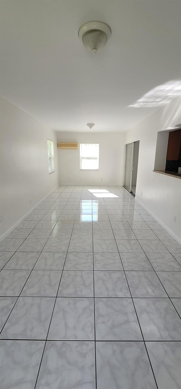 East Plantation First Sec - Residential Lease