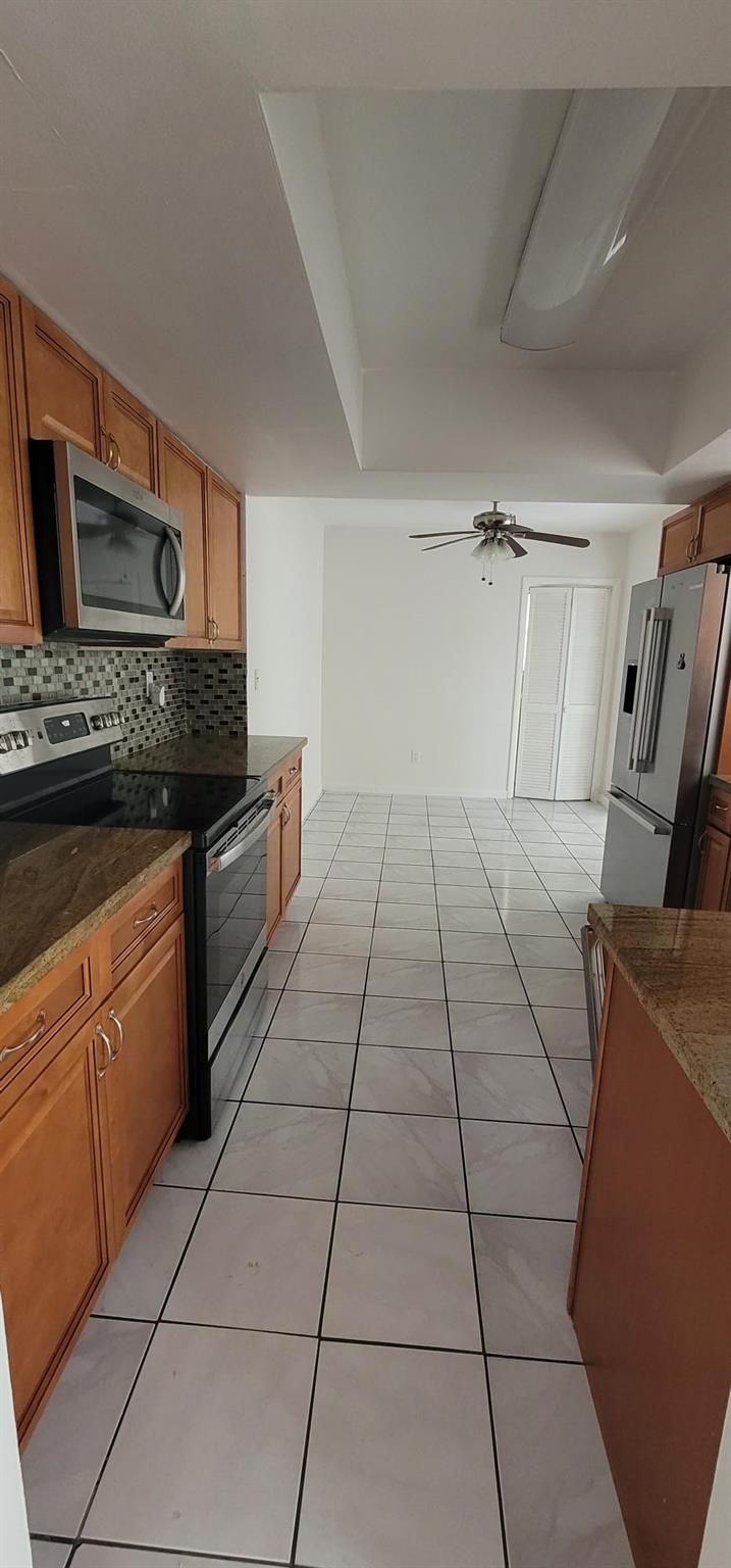 East Plantation First Sec - Residential Lease