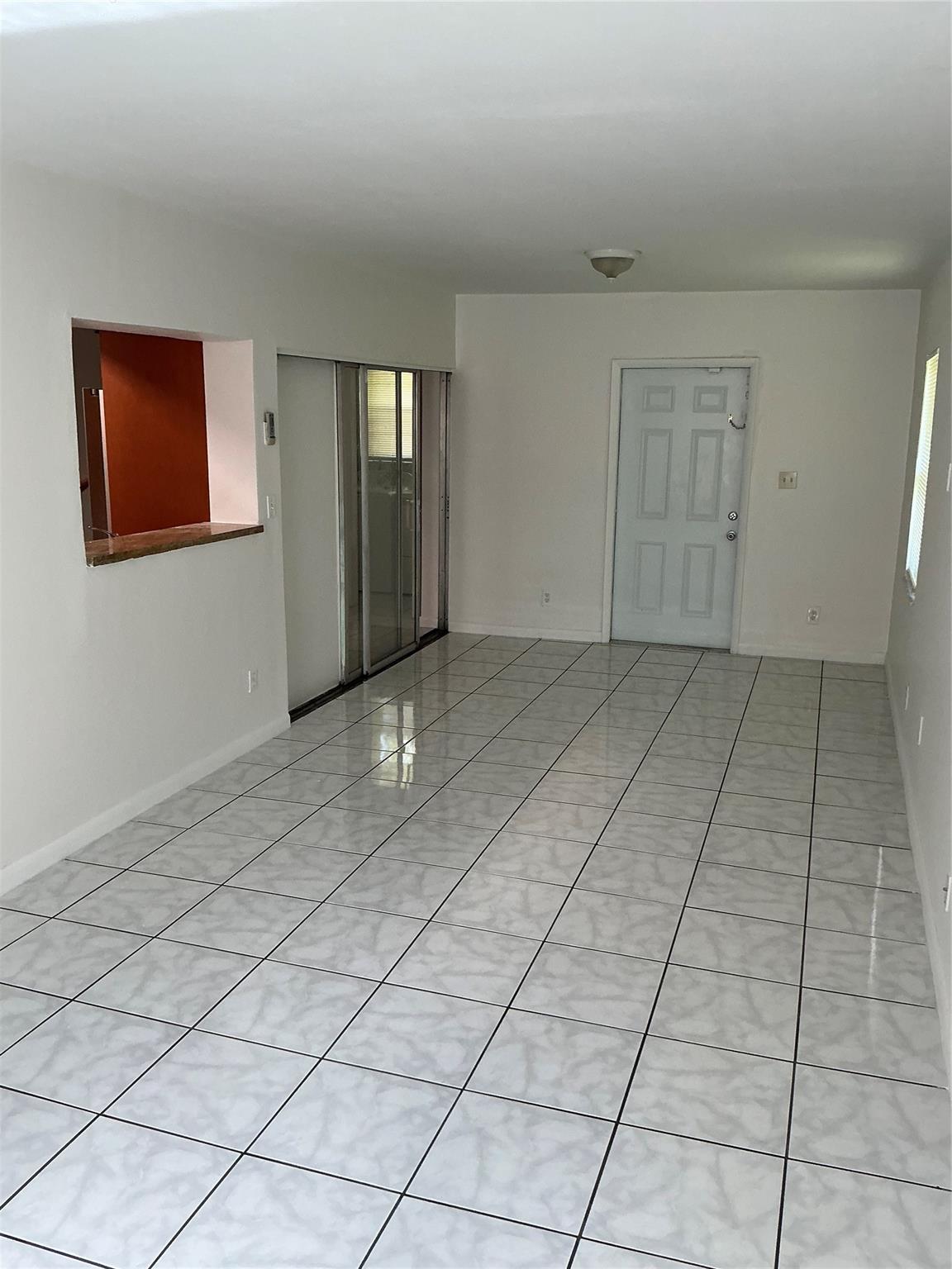 East Plantation First Sec - Residential Lease