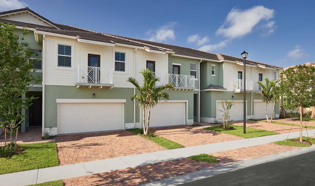 PARK CENTRAL AT CYPRESS KEY - Residential