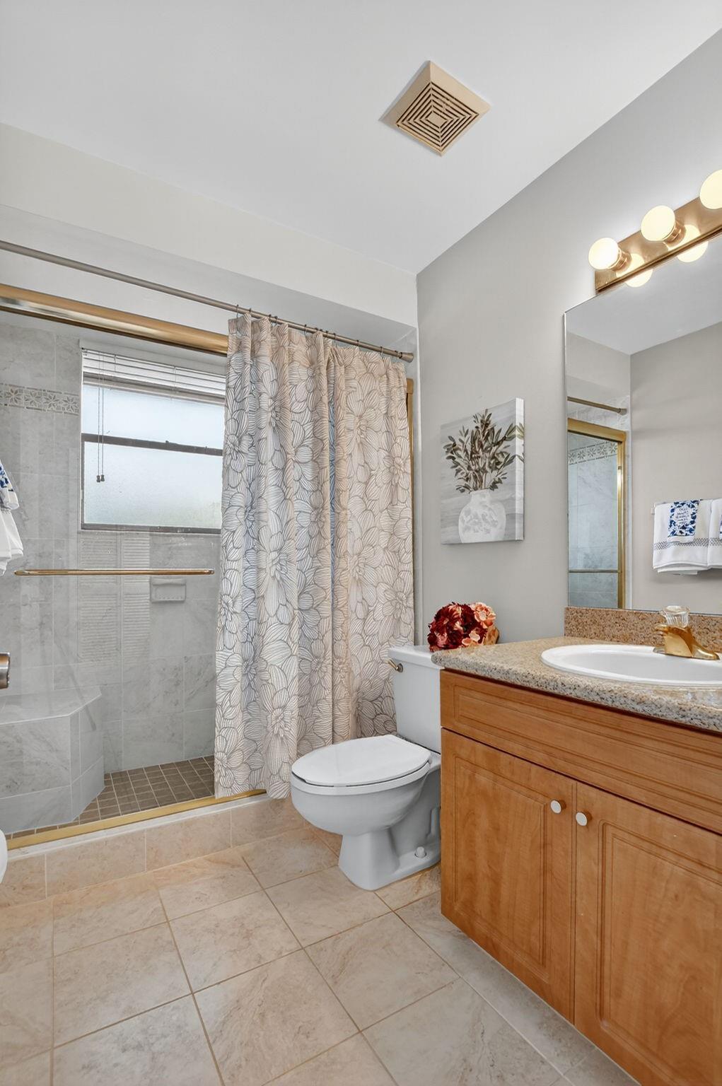 THE TOWNEHOMES - Residential