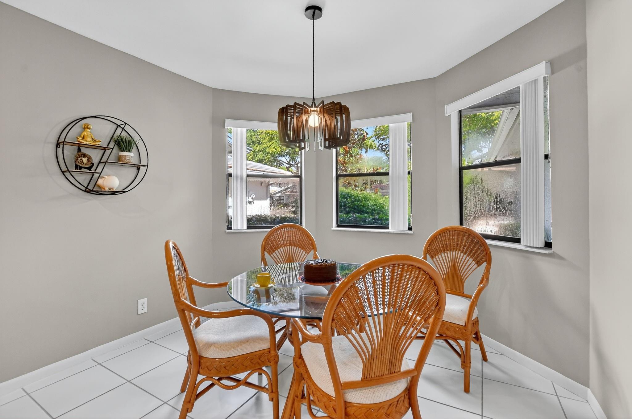 THE TOWNEHOMES - Residential