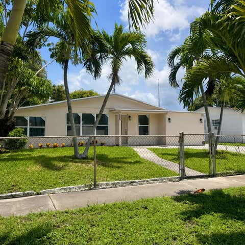 Property photo of 1321 W 3rd Street, Riviera Beach, FL 33404