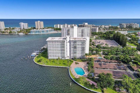 Photo of 701 E Camino Real Real #4b, Boca Raton, FL 33432 (MLS # B26022617)