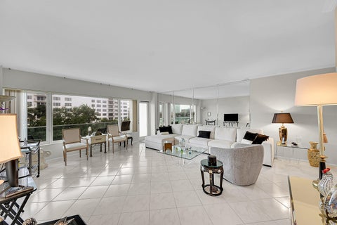 Tiny photo for 701 E Camino Real Real #4b, Boca Raton, FL 33432 (MLS # B26022617)
