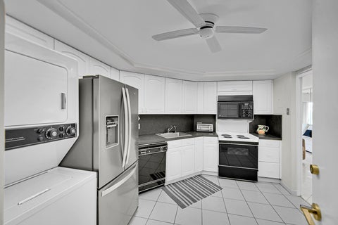 Tiny photo for 701 E Camino Real Real #4b, Boca Raton, FL 33432 (MLS # B26022617)