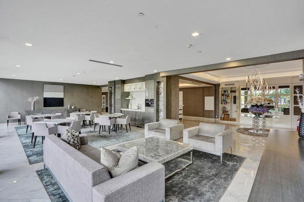 Photo of 701 E Camino Real Real #4b, Boca Raton, FL 33432 (MLS # B26022617)