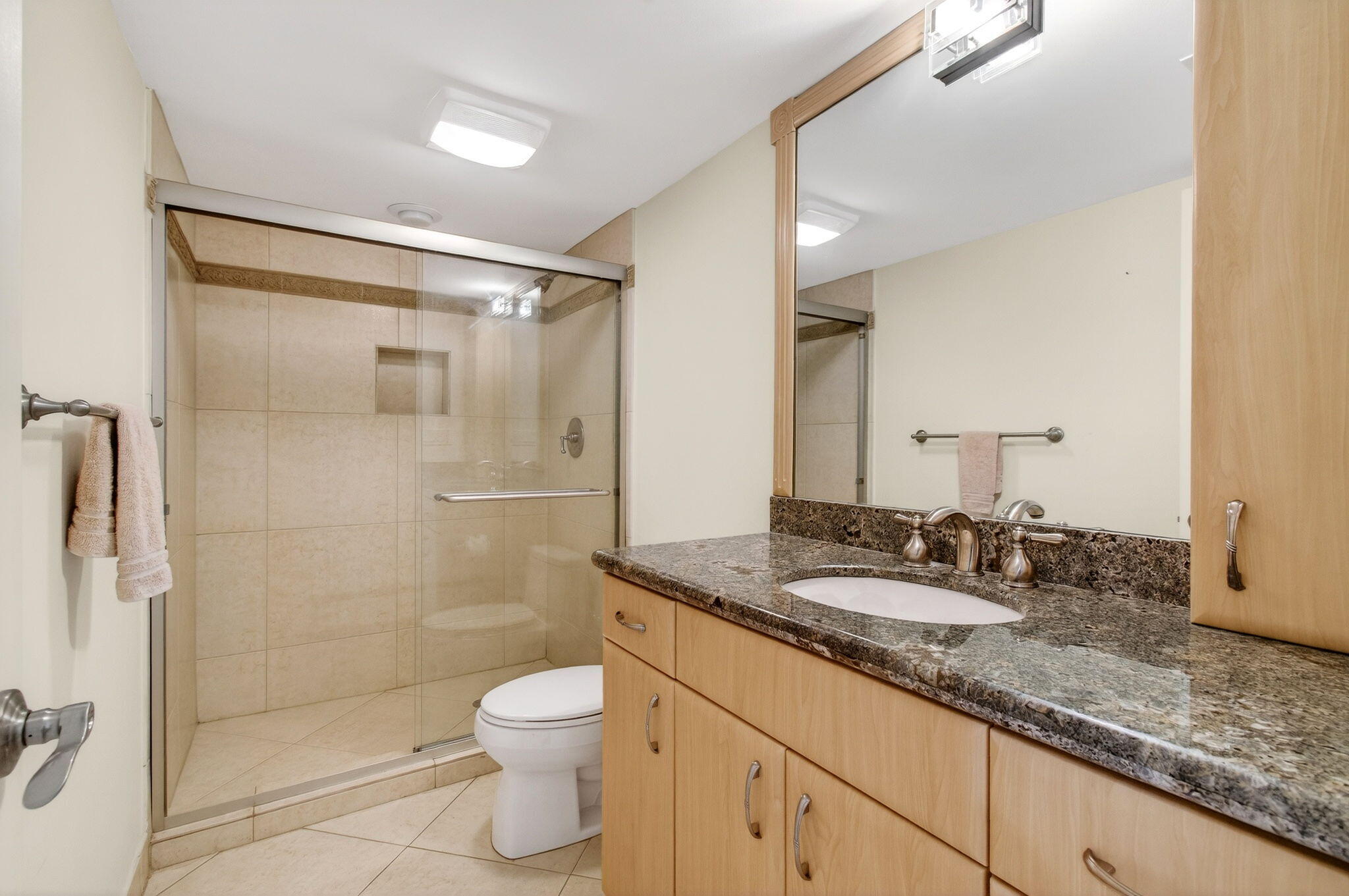 BRAEMAR ISLE CONDO - Residential