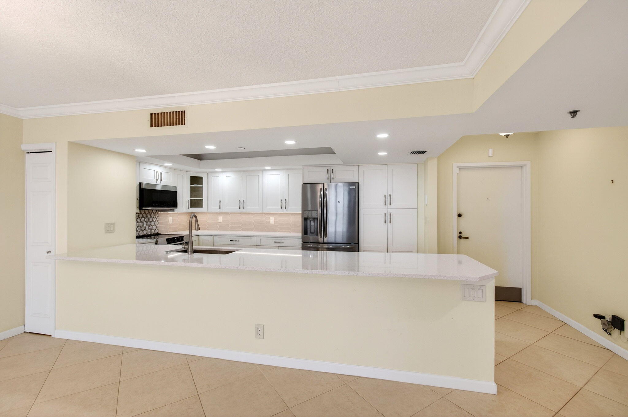 BRAEMAR ISLE CONDO - Residential