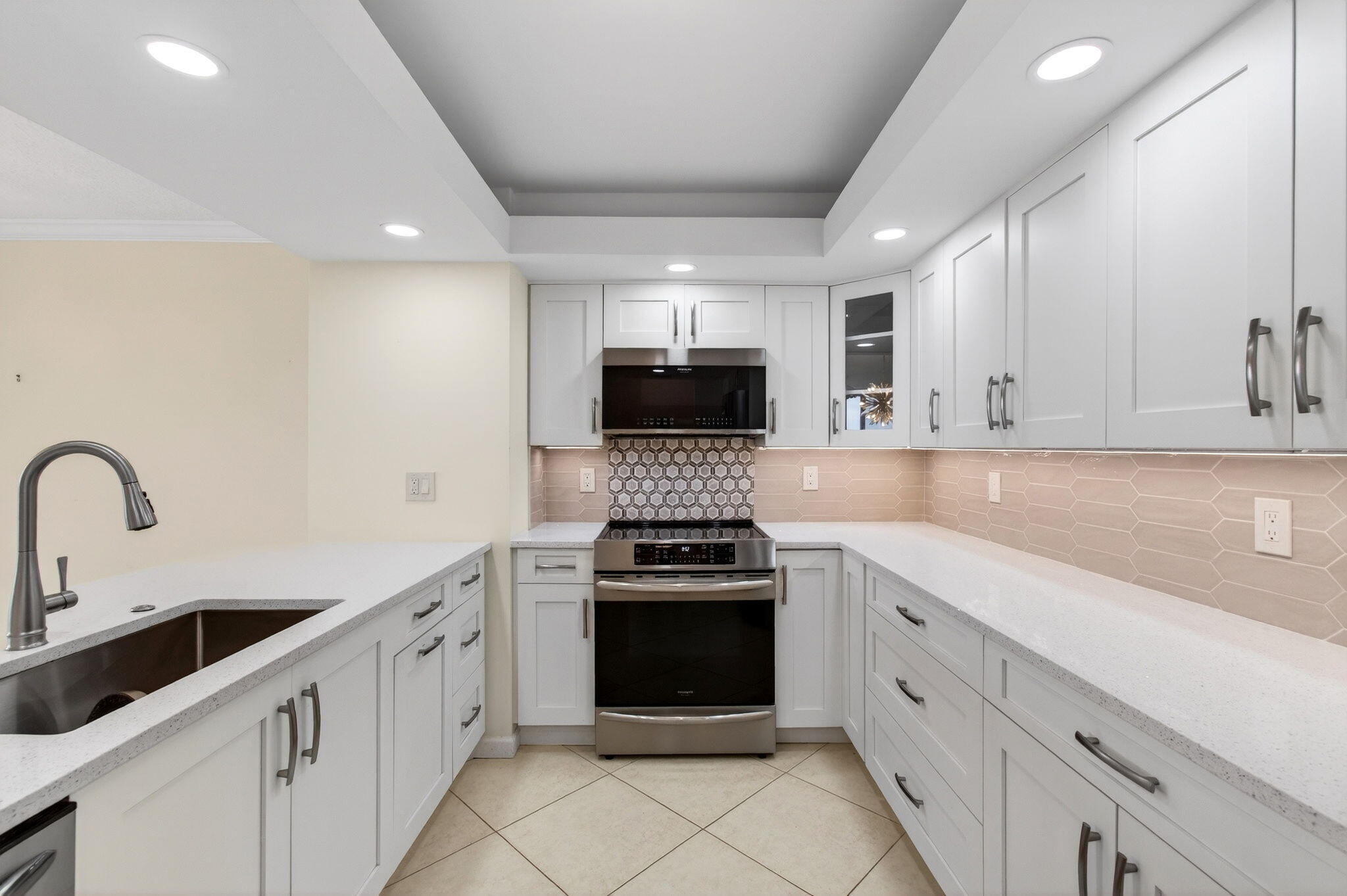 BRAEMAR ISLE CONDO - Residential