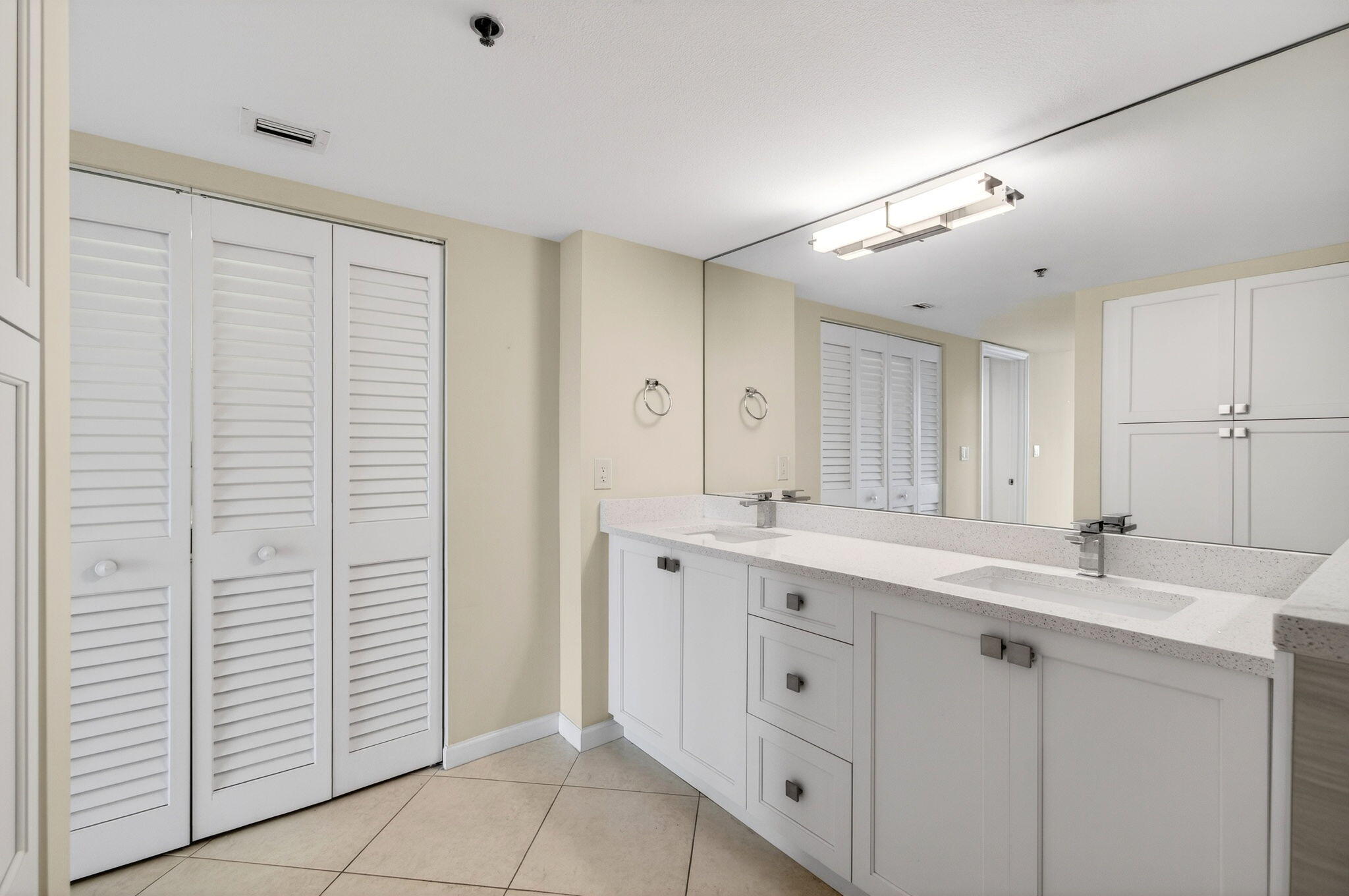 BRAEMAR ISLE CONDO - Residential