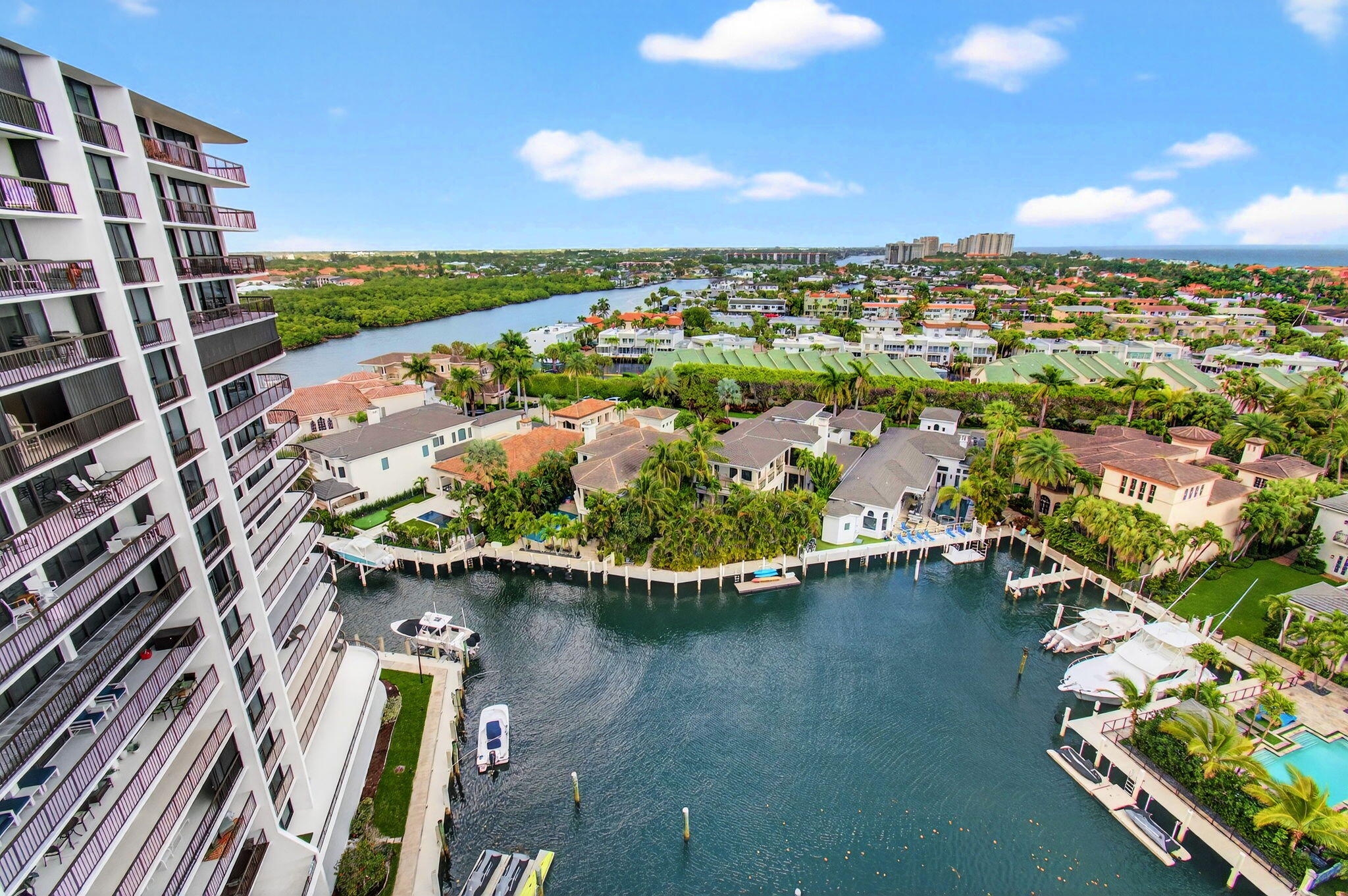 BRAEMAR ISLE CONDO - Residential