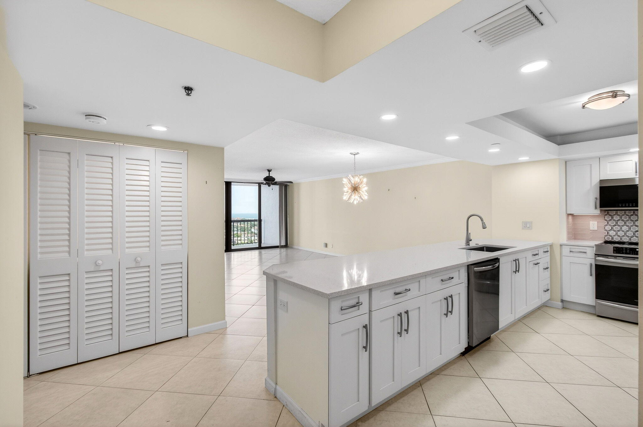 BRAEMAR ISLE CONDO - Residential