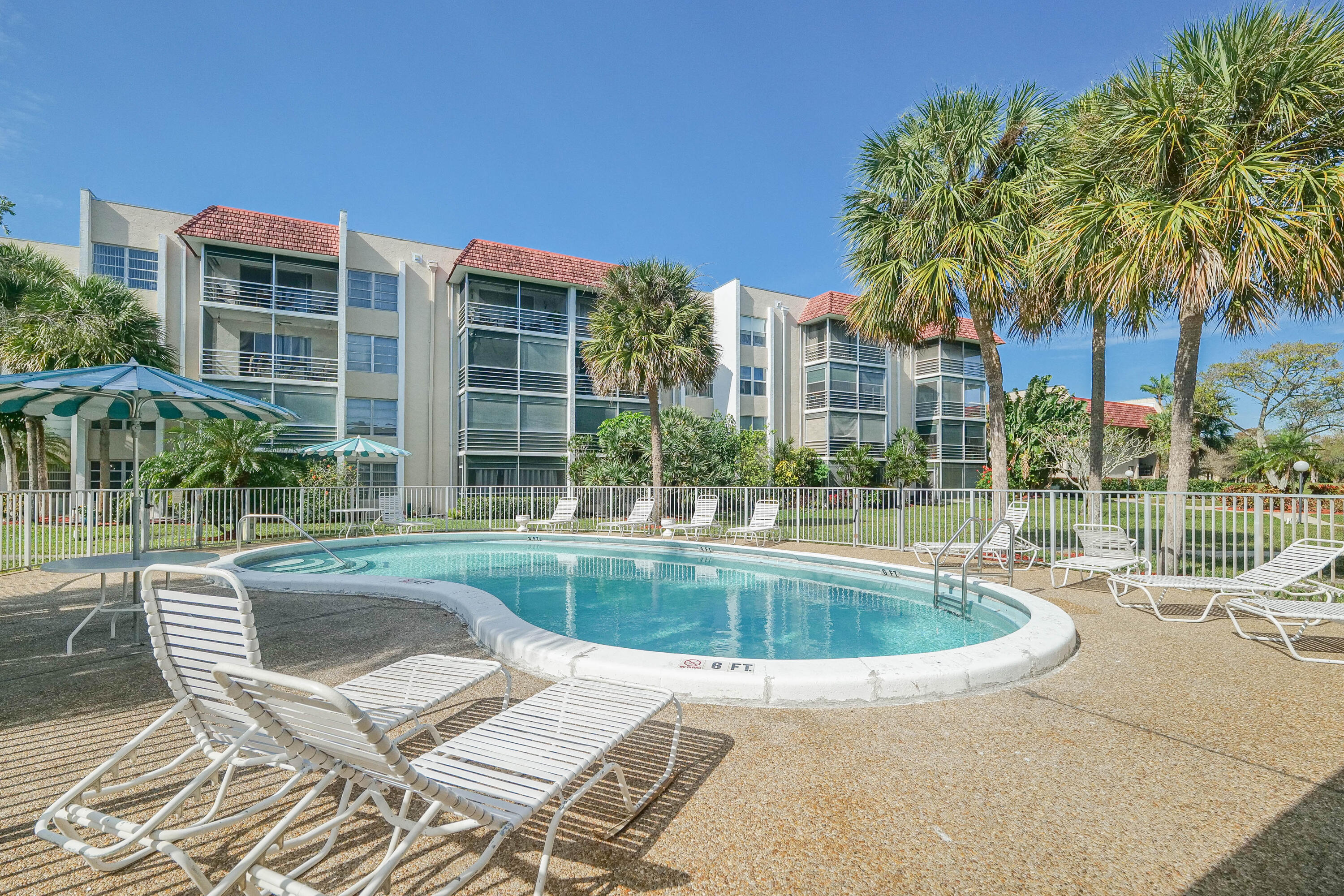 LAS VISTAS - Residential