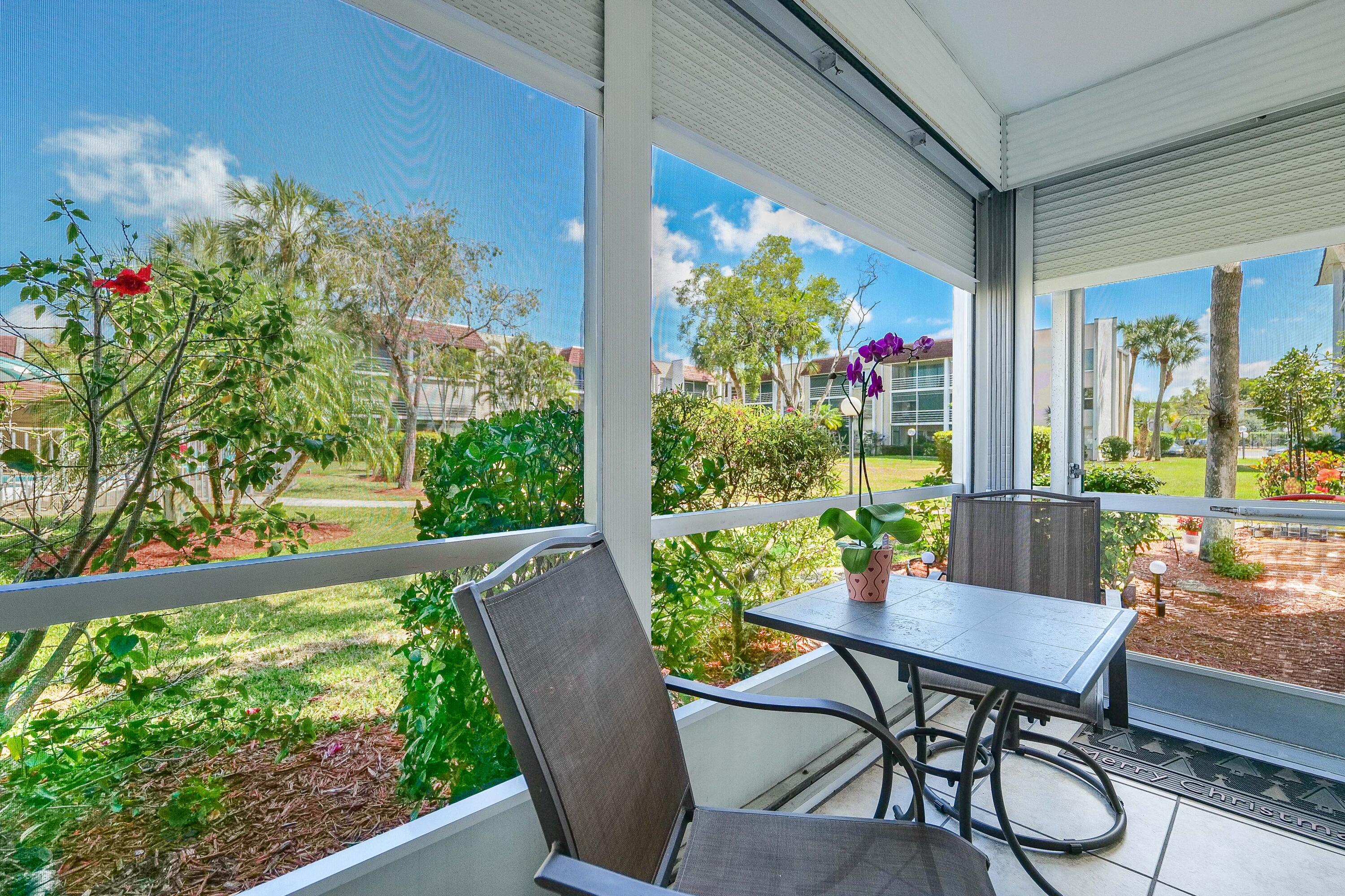 LAS VISTAS - Residential