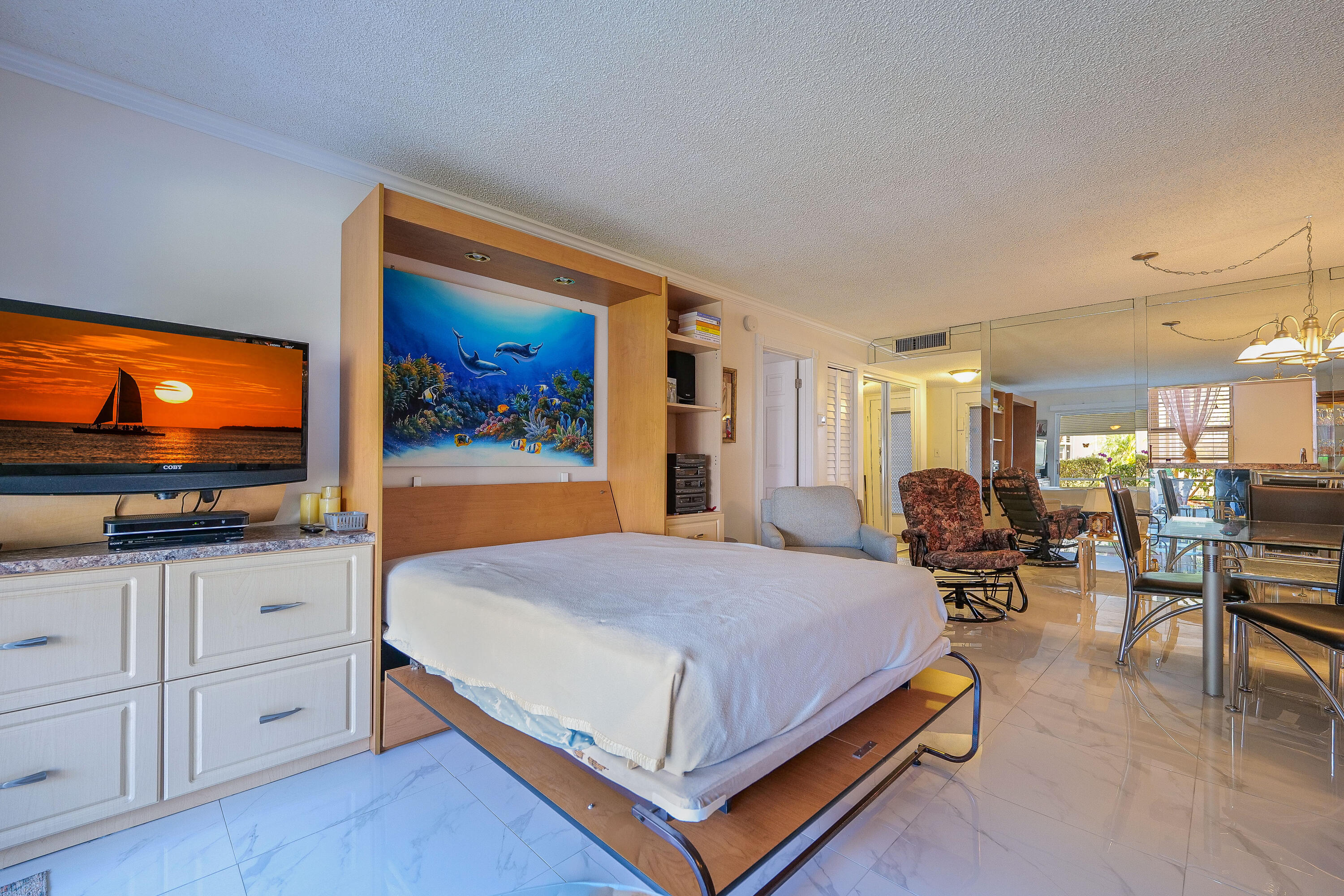 LAS VISTAS - Residential