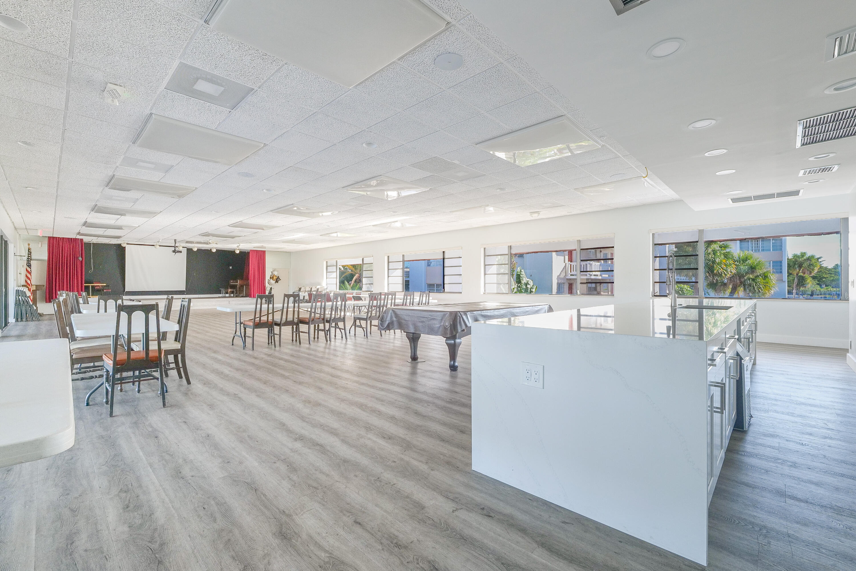 LAS VISTAS - Residential