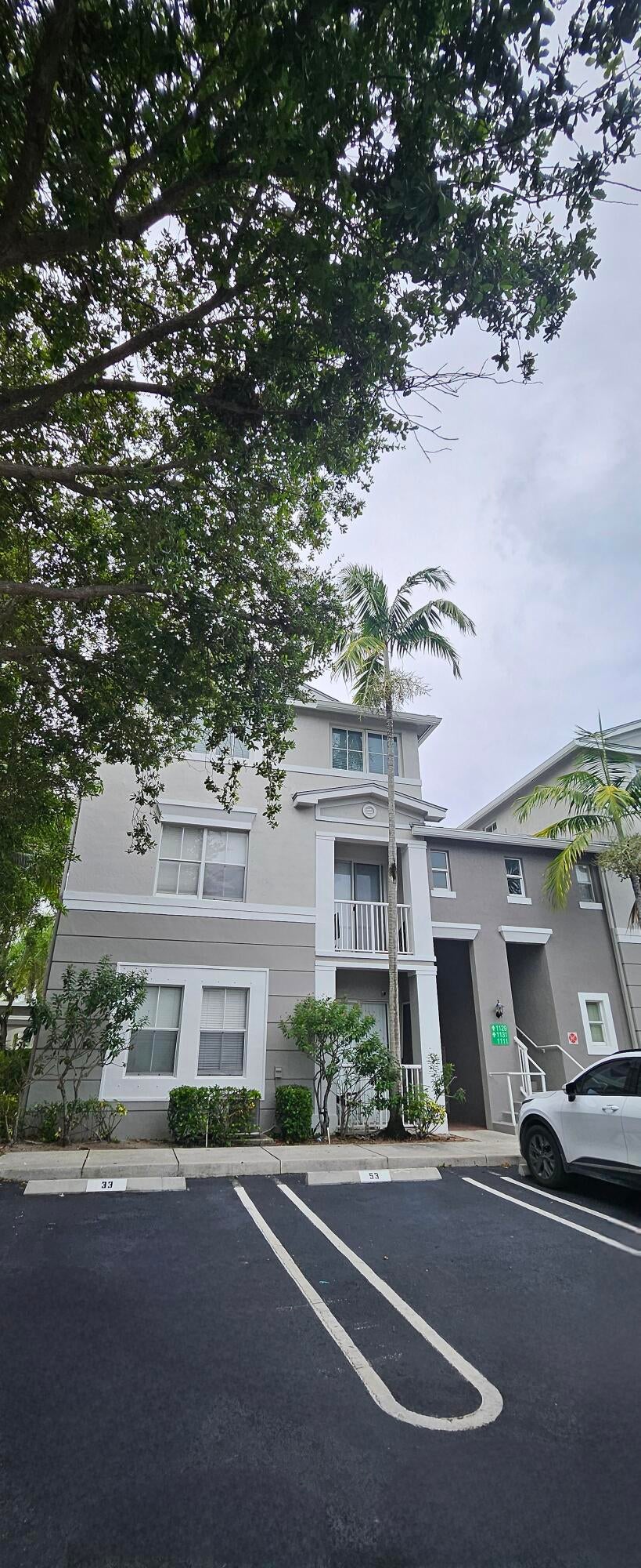 Properties 1110 E Shoma Drive E 423