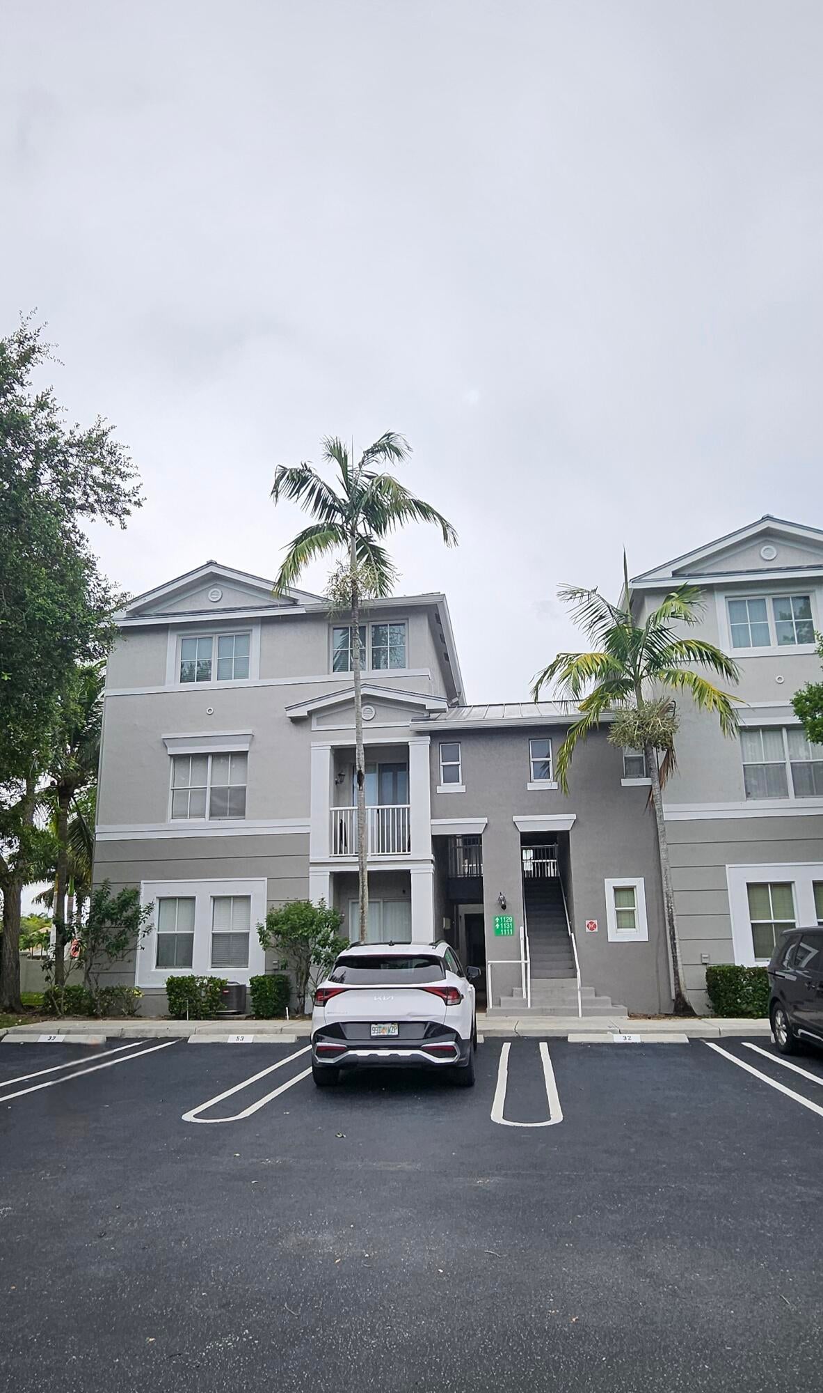 Properties 1110 E Shoma Drive E 423