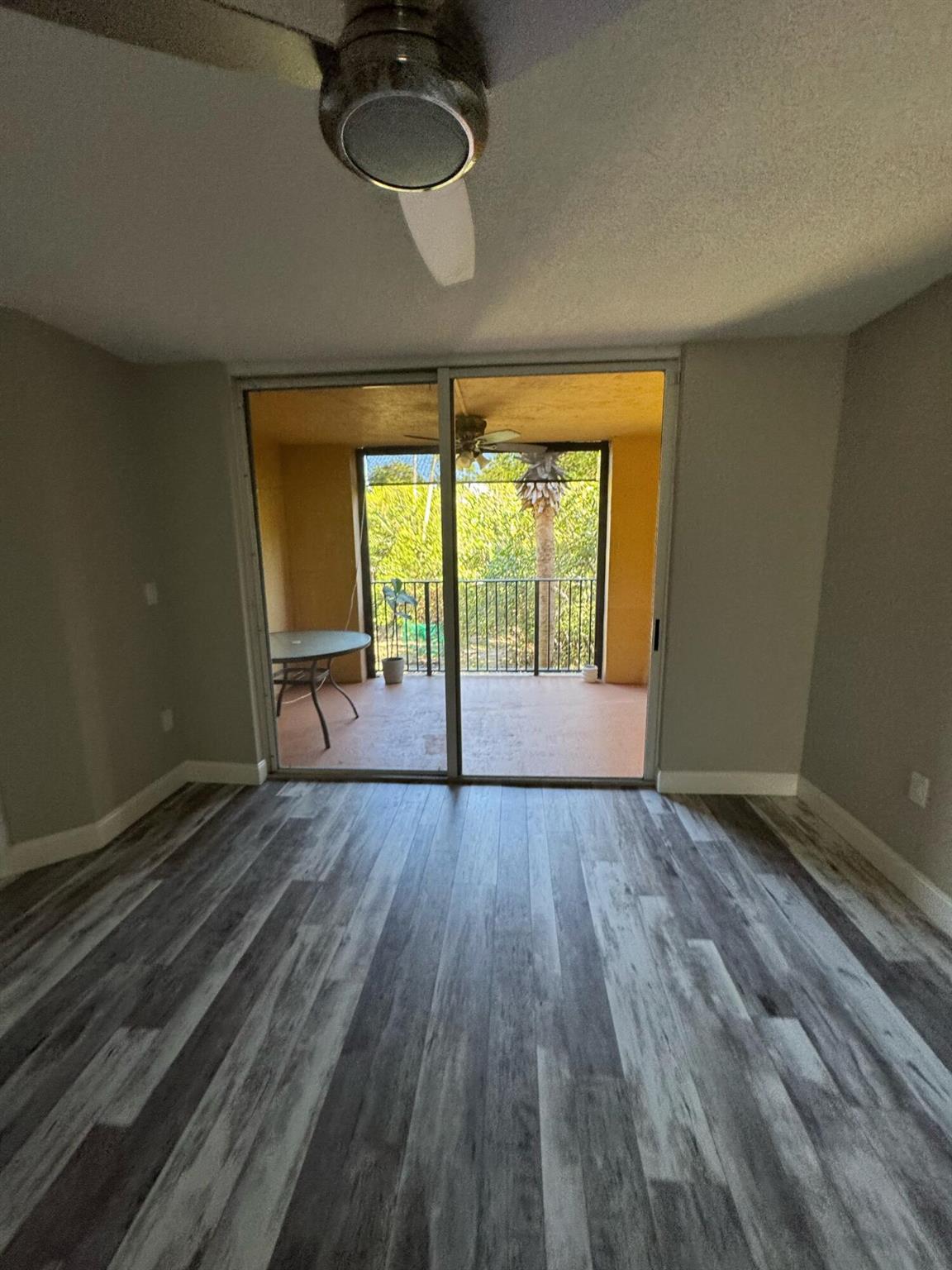 HYPOLUXOS MARINERS CAY CO - Residential Lease