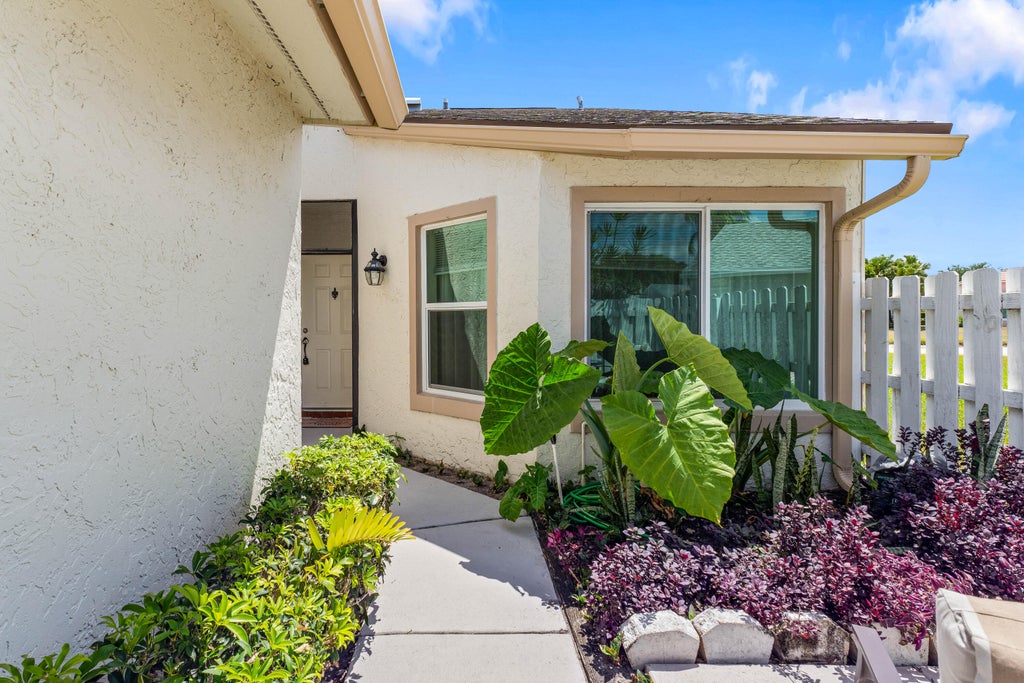 Photo of 12235 Forest Greens Drive, Boynton Beach, FL 33437 (MLS # R11108762)