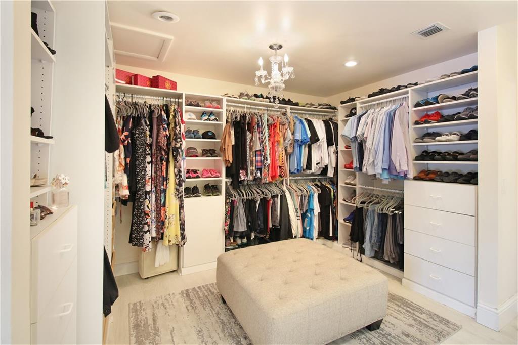 Pine Ridge 112-37 B - Residential Lease