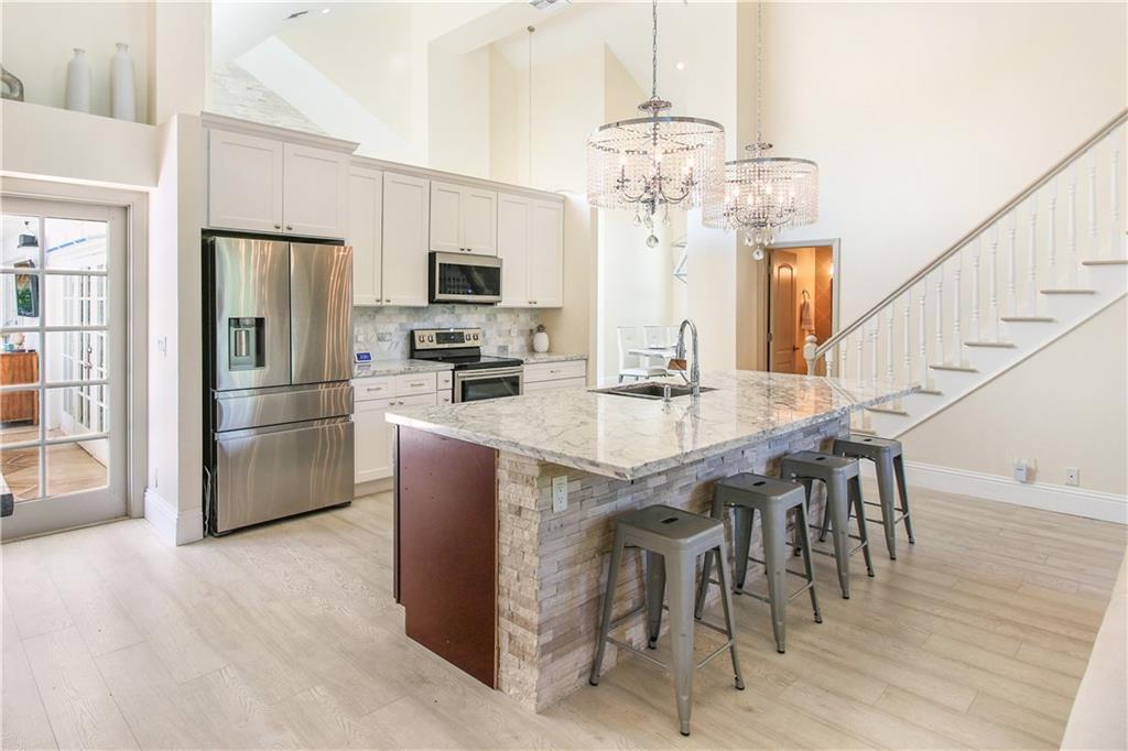 Pine Ridge 112-37 B - Residential Lease