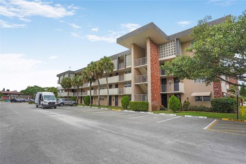 A home in Lauderdale Lakes