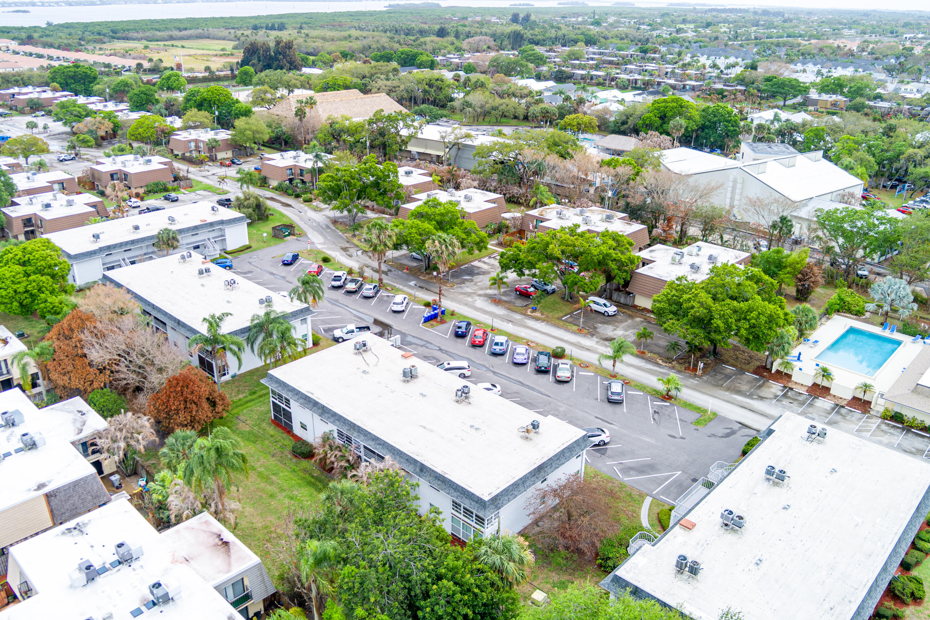 TROPIC GROVES CONDO - Residential