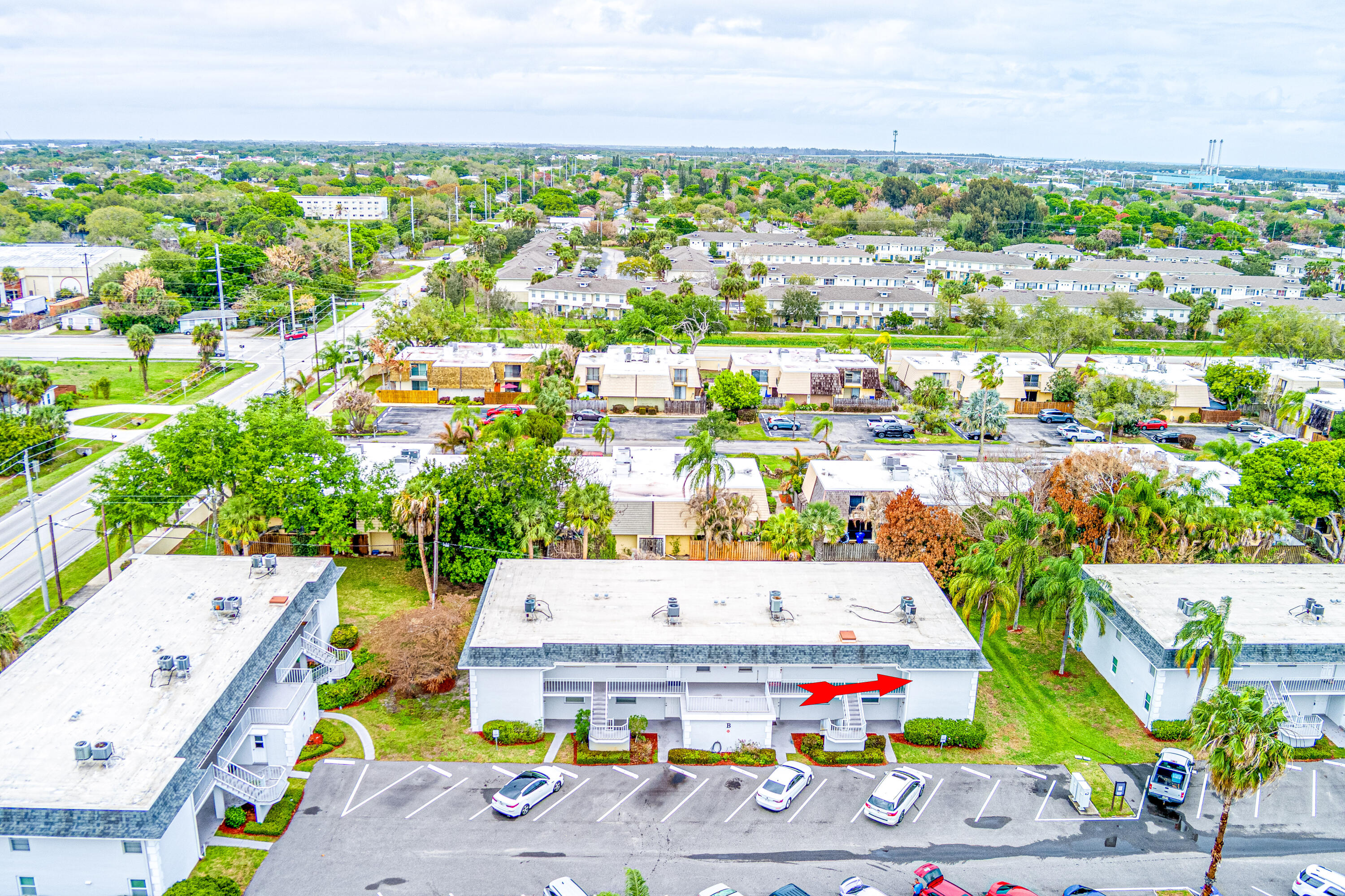 TROPIC GROVES CONDO - Residential