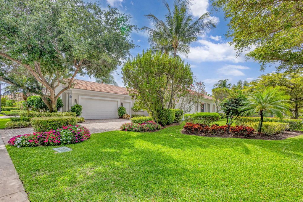 Photo of 290 Porto Vecchio Way, Palm Beach Gardens, FL 33418 (MLS # R11080634)