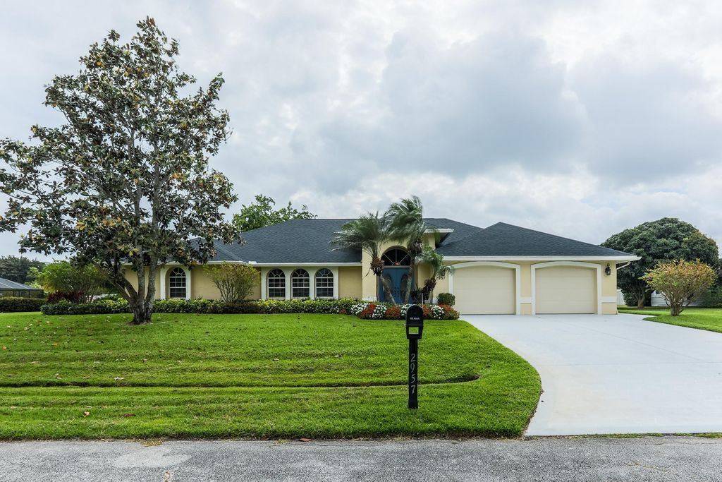 Photo of 2957 SE Aba Street, Port Saint Lucie, FL 34952 (MLS # R10788832)