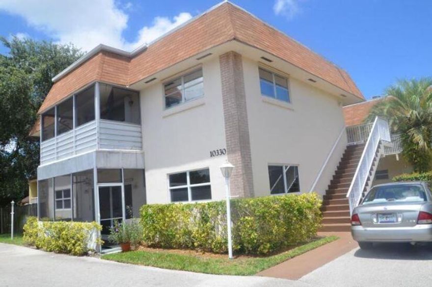 GREAT one bedroom first floor condo located in the heart of Palm Beach Gardens. Condo unit has been recently updated. Kitchen is updated as well as new vanity in the bathroom and newer flooring throughout. Washer/dryer inside unit. Community pool. Close to all that PBG has to offer as well as easy access to I-95 and Florida's Turnpike. Water included in rent.