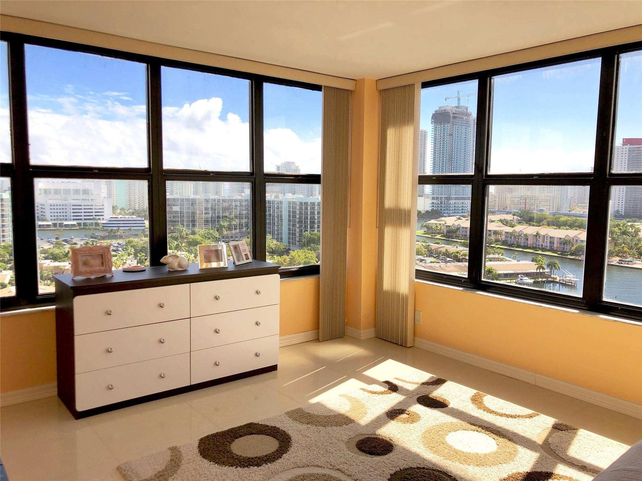 OLYMPUS CONDO PHASE - Residential