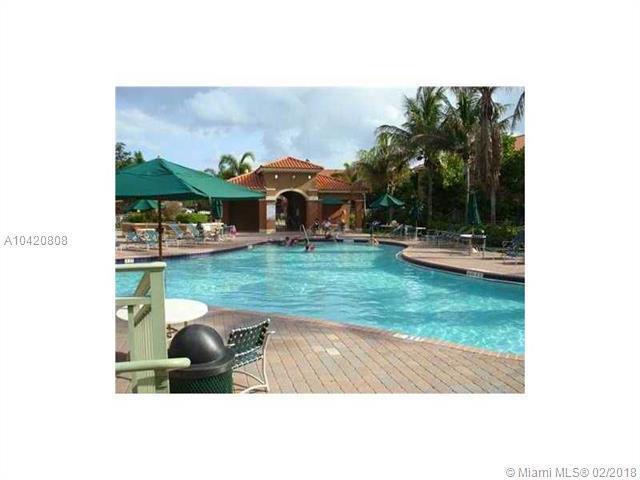 VILLAS AT HARBOR ISLES CO - Residential Lease