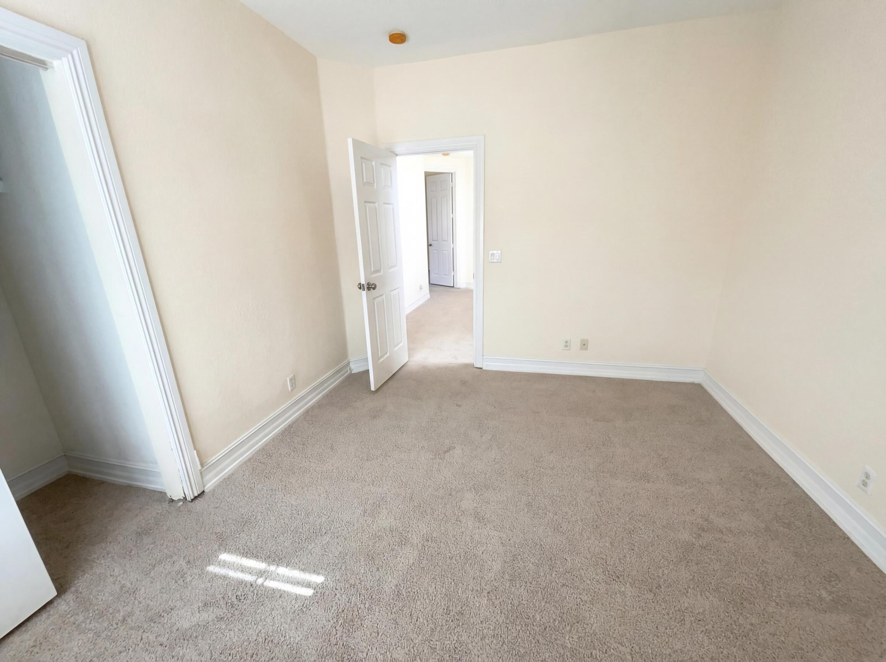 COLONY COURT - Residential