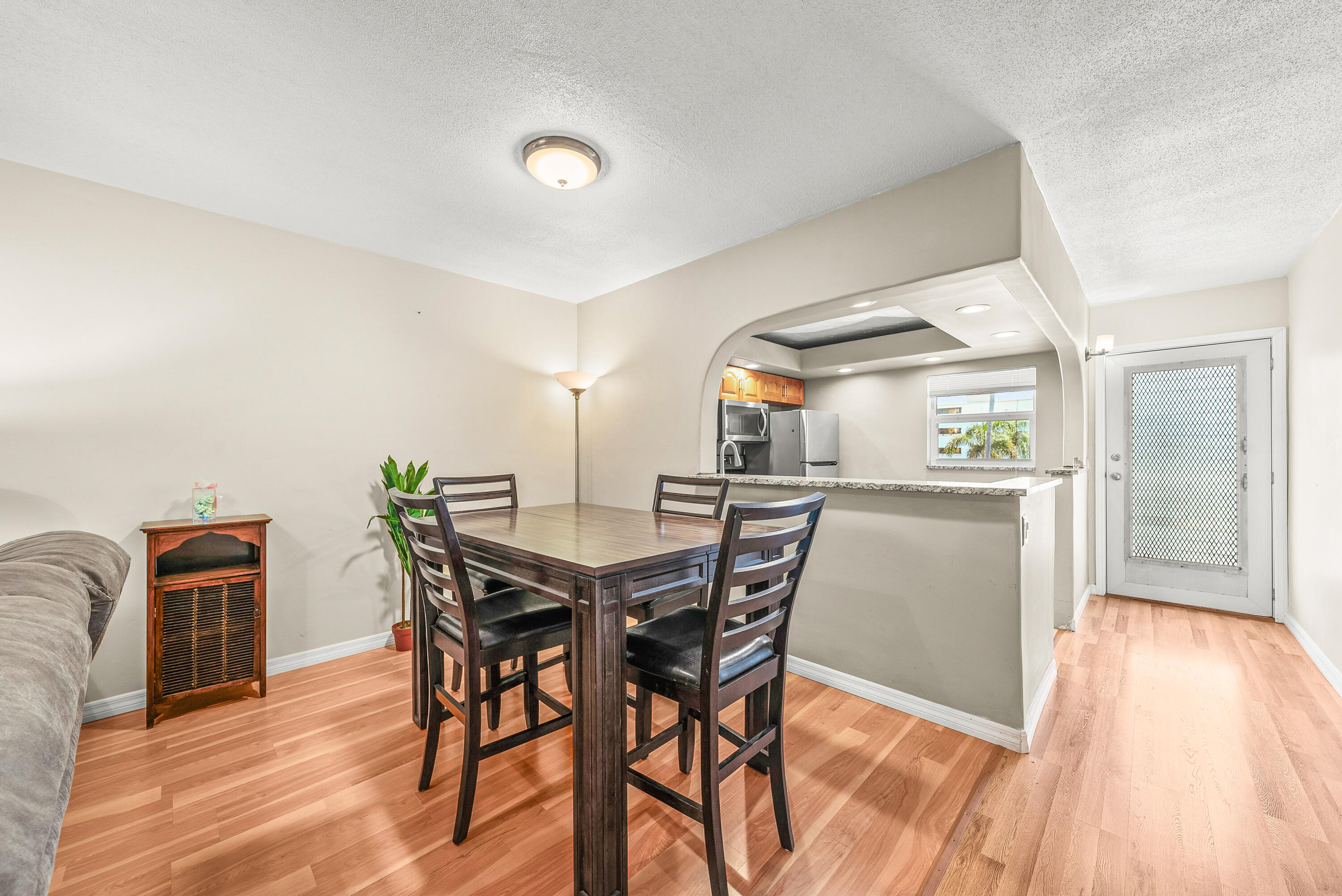 VILLAGE ROYALE - Residential