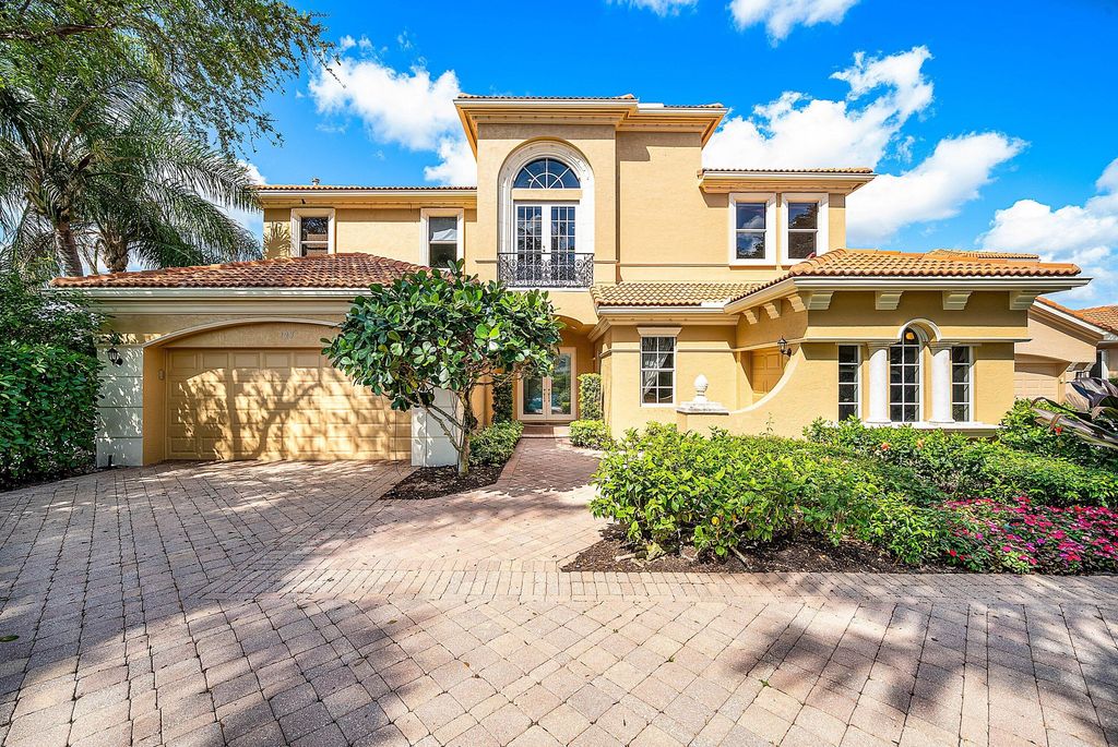 Photo of 123 Sunesta Cove Drive, Palm Beach Gardens, FL 33418 (MLS # B26012636)