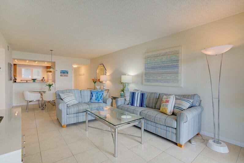 JUNO SHORES RESORT CONDO - Residential Lease