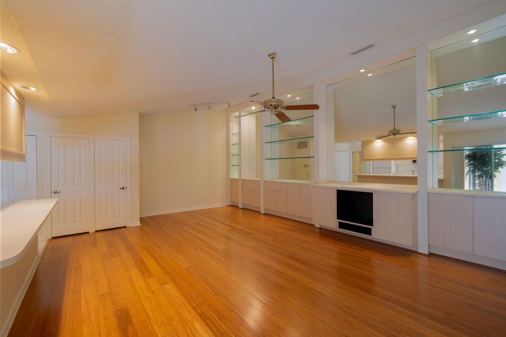 Photo of 4003 Ridgewood Drive, Palm Beach Gardens, FL 33403 (MLS # R10899665)