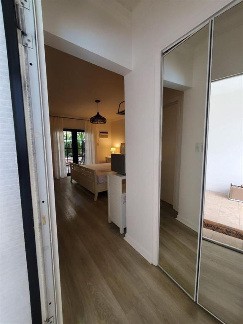 Photo of 1400 NE 4th Court #4, Fort Lauderdale, FL 33301 (MLS # B26017598)