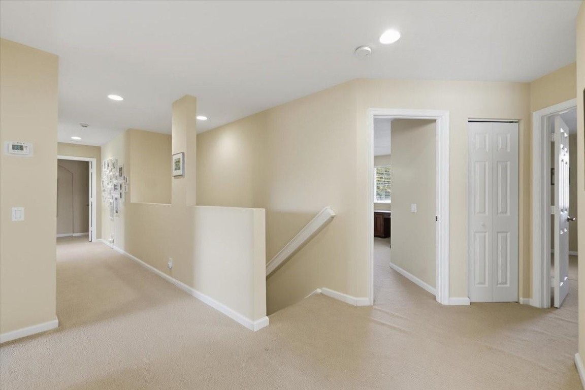 Hunter's Pointe - Residential