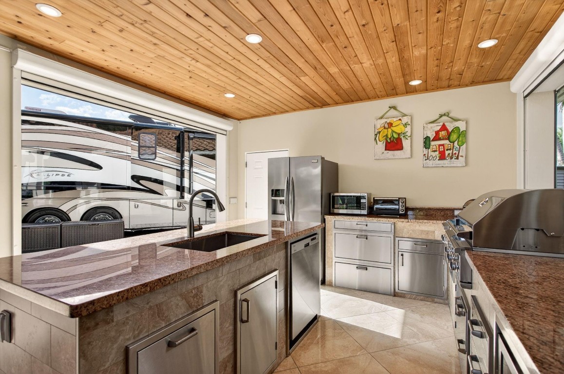 AZTEC RV RESORT - Residential