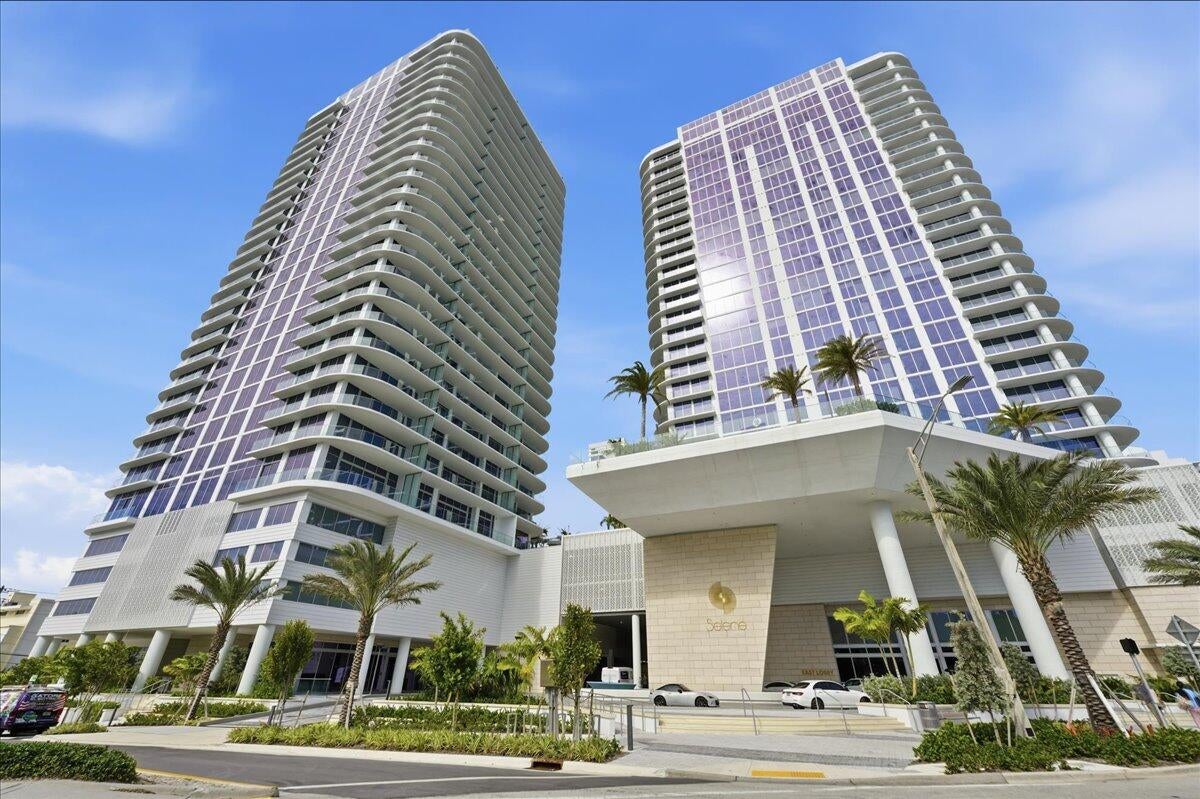 153 N Seabreeze Boulevard N