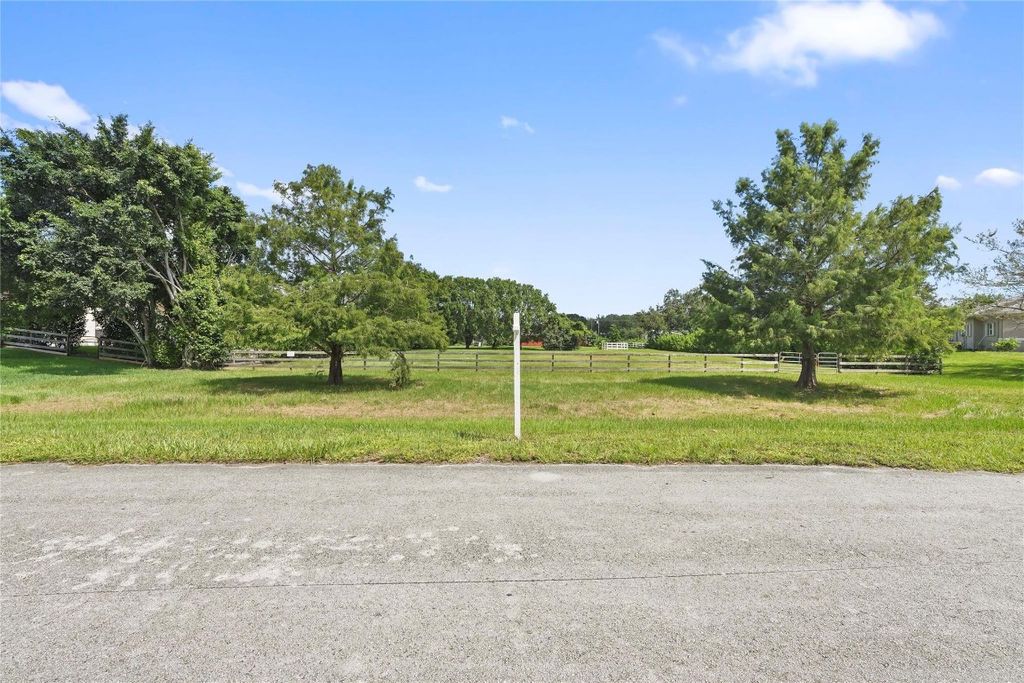 Photo of 20411 SW 51st Street, Fort Lauderdale, FL 33332 (MLS # F10457512)