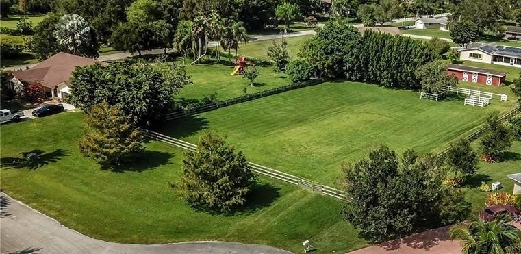 The Trails 143-35 B - Land